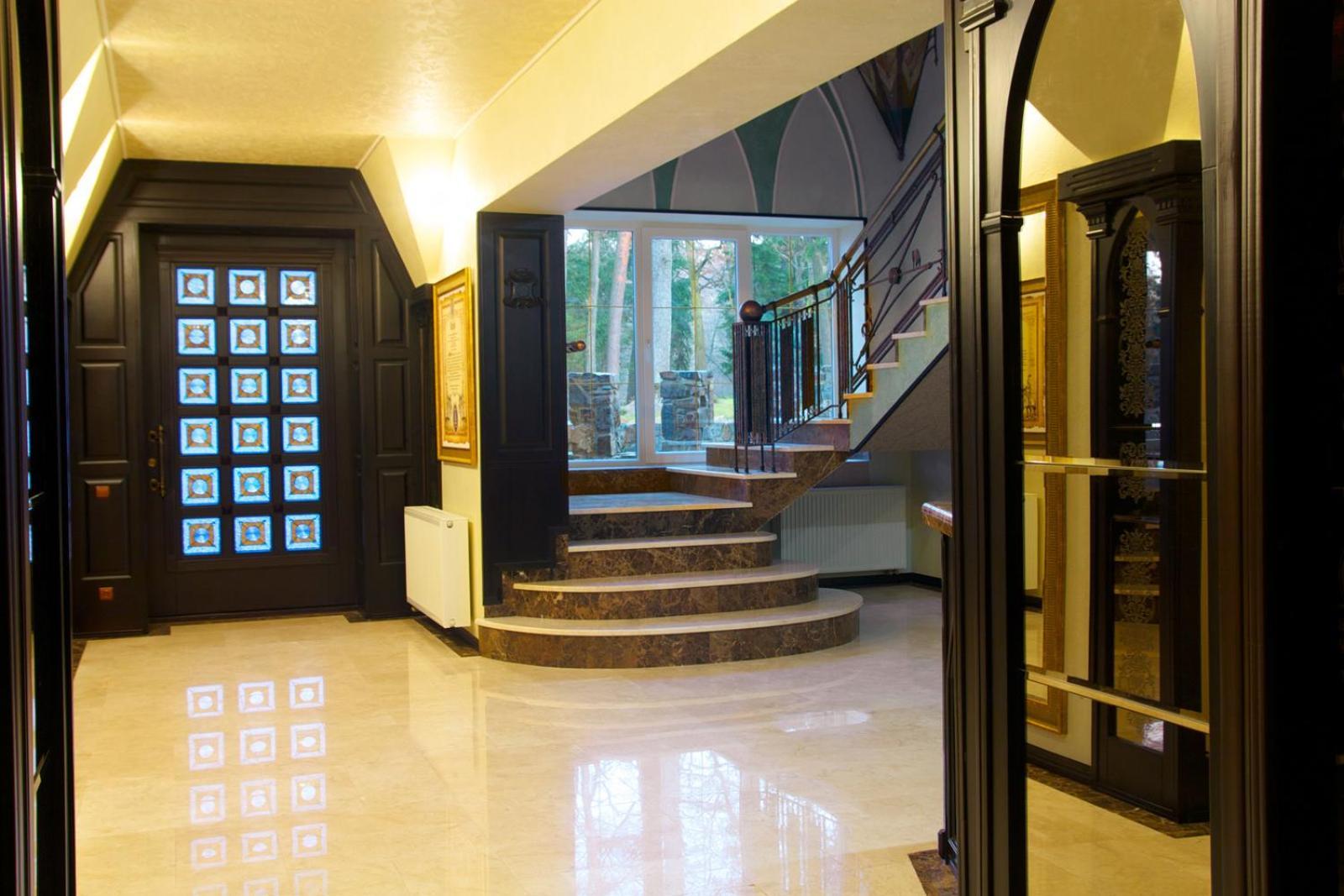 Sherwood Hotel Dolgomostiska ภายนอก รูปภาพ
